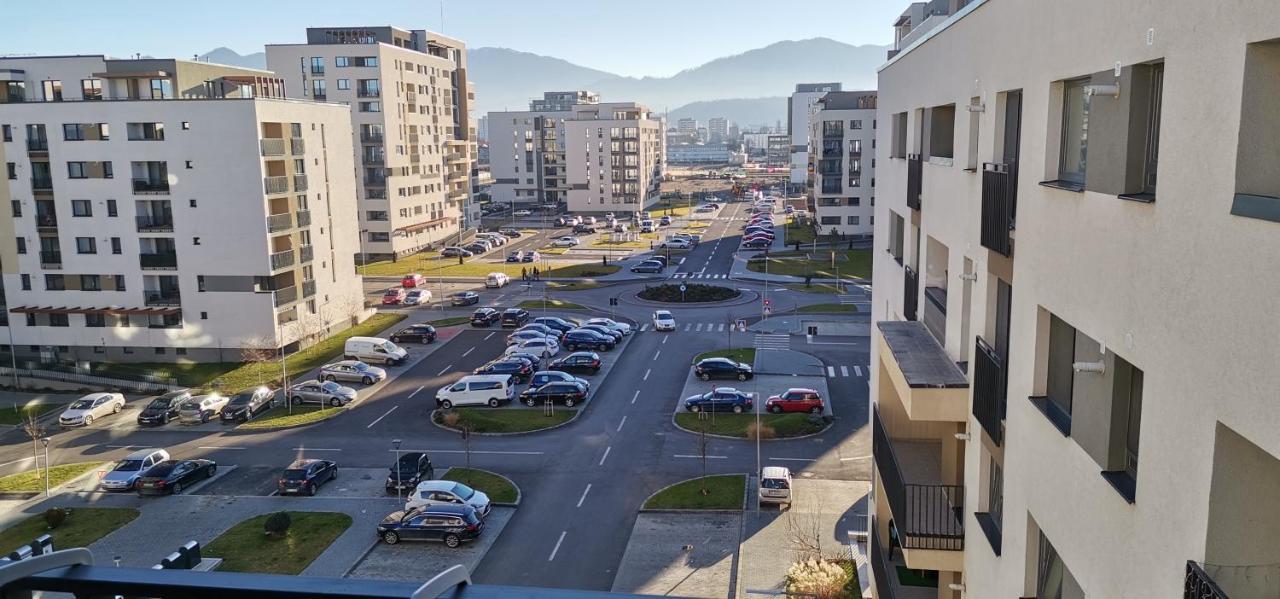 Coresi Deluxe Apartment Μπρασόβ Εξωτερικό φωτογραφία