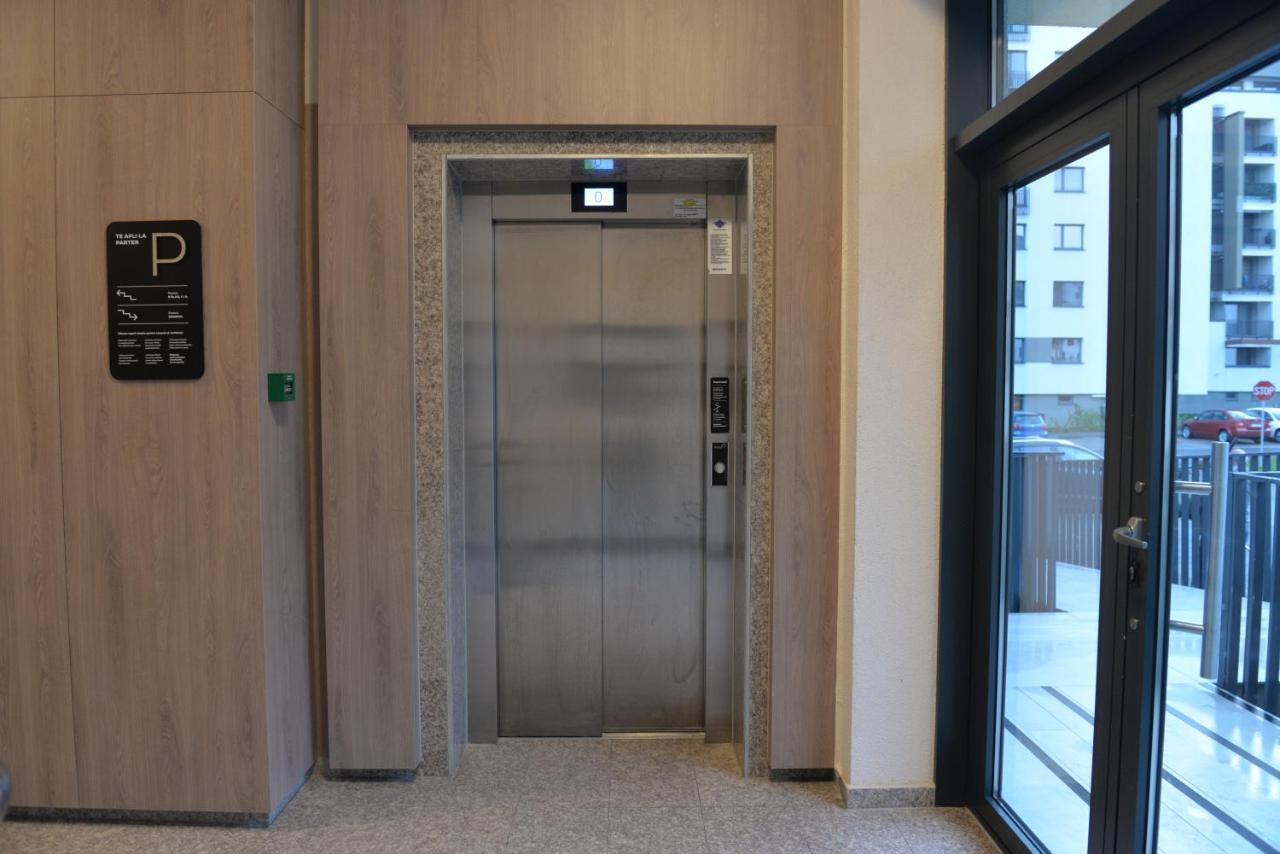 Coresi Deluxe Apartment Μπρασόβ Εξωτερικό φωτογραφία